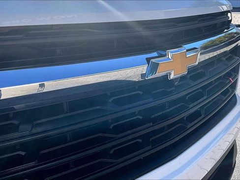 Used 2024 Chevrolet Traverse LS image 33