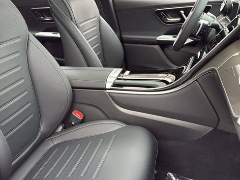 New 2026 Mercedes-Benz GLC 350e 4MATIC image 35