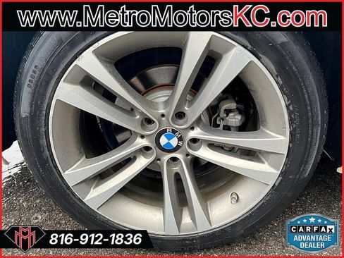 Used 2018 BMW 330i Gran Turismo xDrive AWD/4WD image 16
