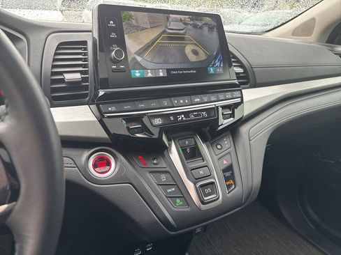 Used 2025 Honda Odyssey EX-L image 8