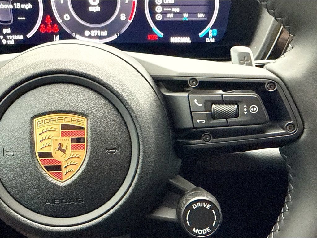 Used 2026 Porsche Cayenne AWD/4WD image 14