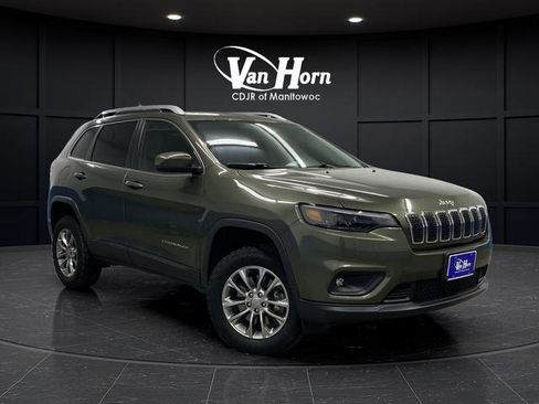 Used 2019 Jeep Cherokee Latitude Plus w/ Comfort/Convenience Group image 1