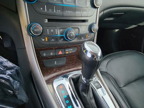 Used 2013 Chevrolet Malibu LTZ image 38