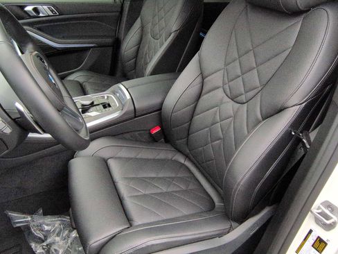 Certified 2024 BMW X5 xDrive50e w/ M Sport Package image 16