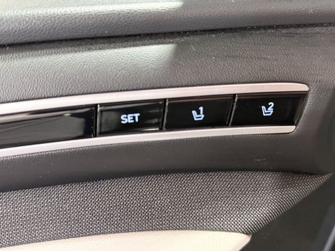 Used 2023 Hyundai Tucson Limited FWD image 21