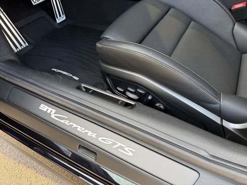 Certified 2026 Porsche 911 Carrera GTS image 25
