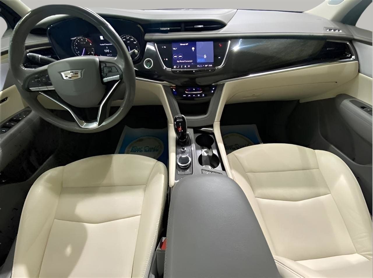 Used 2021 Cadillac XT6 Premium Luxury FWD image 12