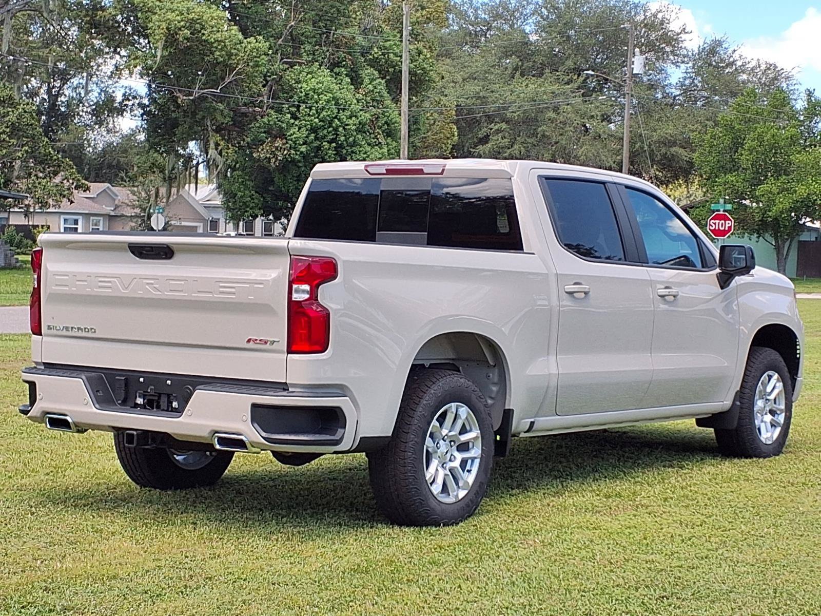 New 2026 Chevrolet Silverado 1500 RST w/ Safety Package AWD/4WD image 4