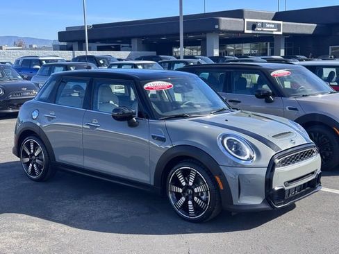 Certified 2023 MINI Cooper S image 3