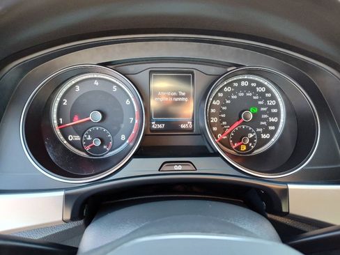 Used 2020 Volkswagen Atlas Cross Sport SE image 15