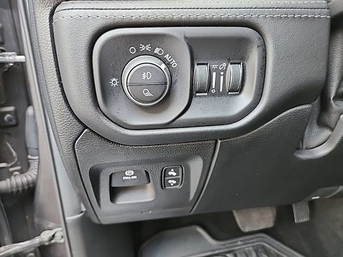 Used 2020 RAM 1500 Limited AWD/4WD image 26