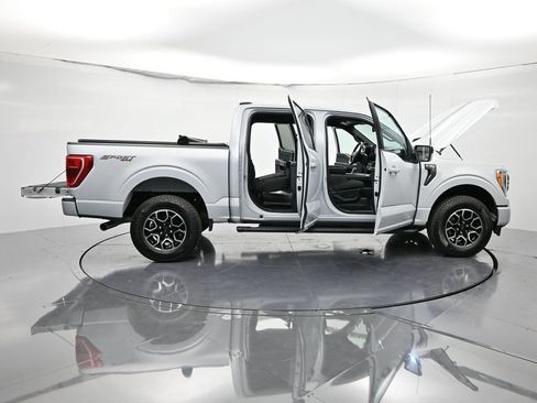 Certified 2022 Ford F150 XLT w/ Equipment Group 302A High image 46