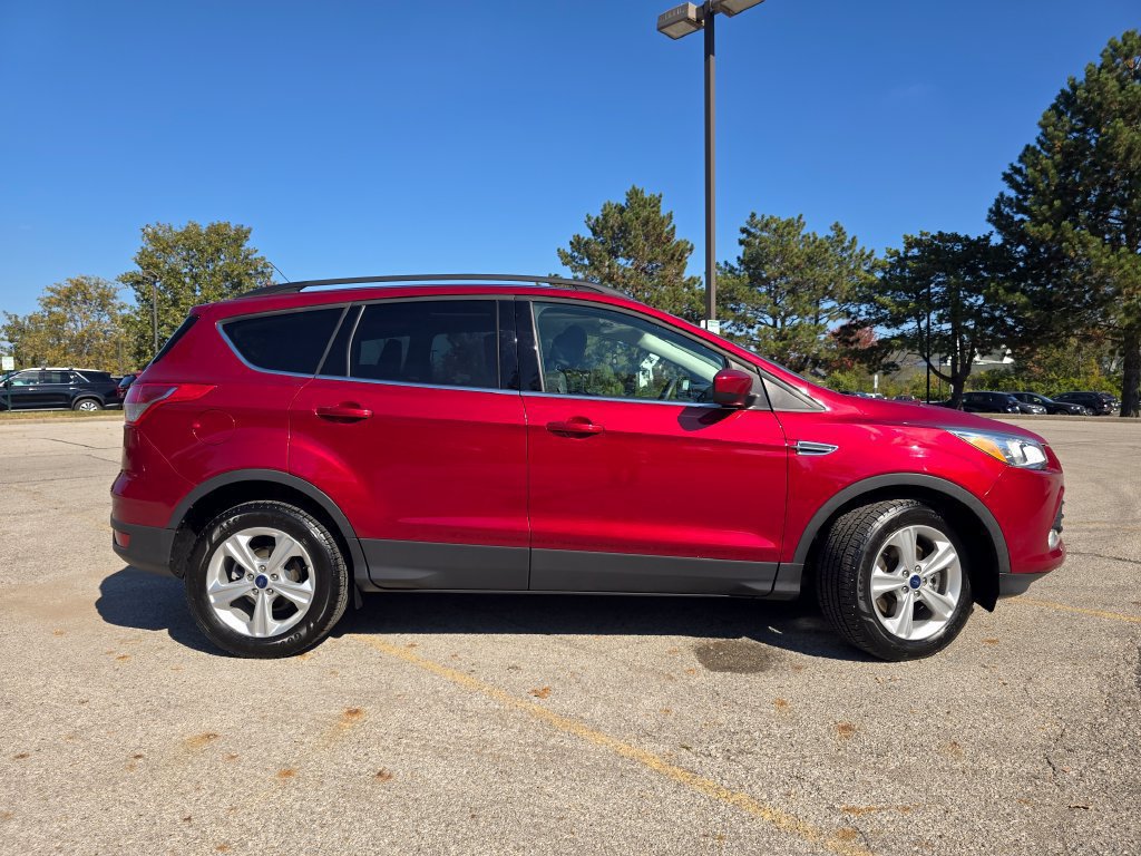 Used 2016 Ford Escape SE w/ Equipment Group 201A AWD/4WD image 9