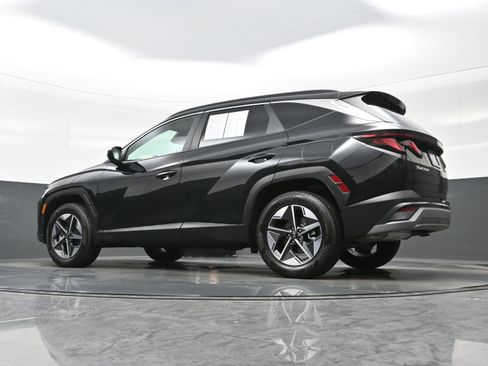 Certified 2025 Hyundai Tucson SEL image 28