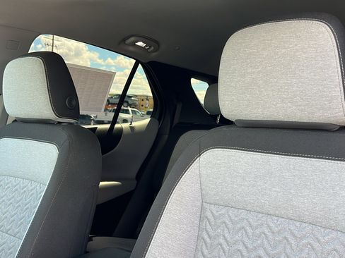 Certified 2024 Chevrolet Equinox LS w/ LS Convenience Package AWD/4WD image 19