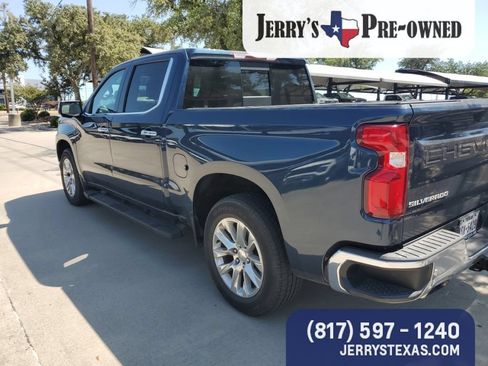 Used 2019 Chevrolet Silverado 1500 LTZ w/ LTZ Premium Package AWD/4WD image 7