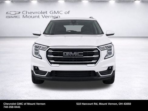 Used 2024 GMC Terrain SLT AWD/4WD image 25