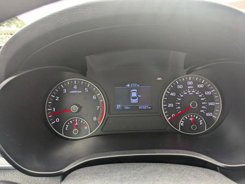 Used 2019 Kia Optima LX FWD image 11