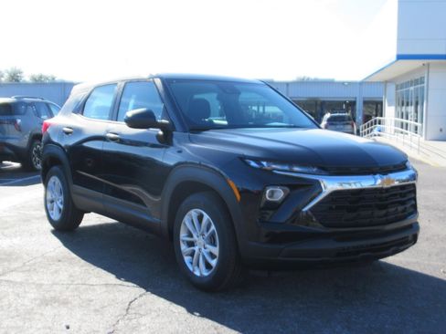 New 2026 Chevrolet TrailBlazer LS w/ LS Confidence Package image 3