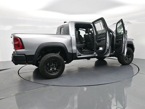 Used 2026 RAM 1500 RHO image 32