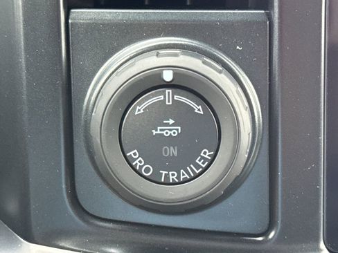 New 2026 Ford F250 Platinum image 37