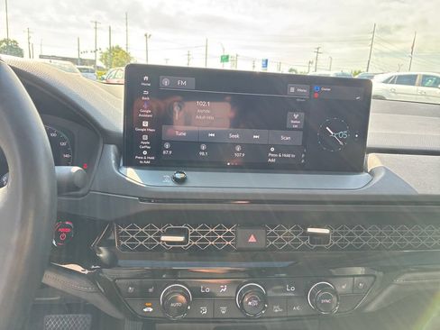 Used 2025 Honda Accord Touring image 14