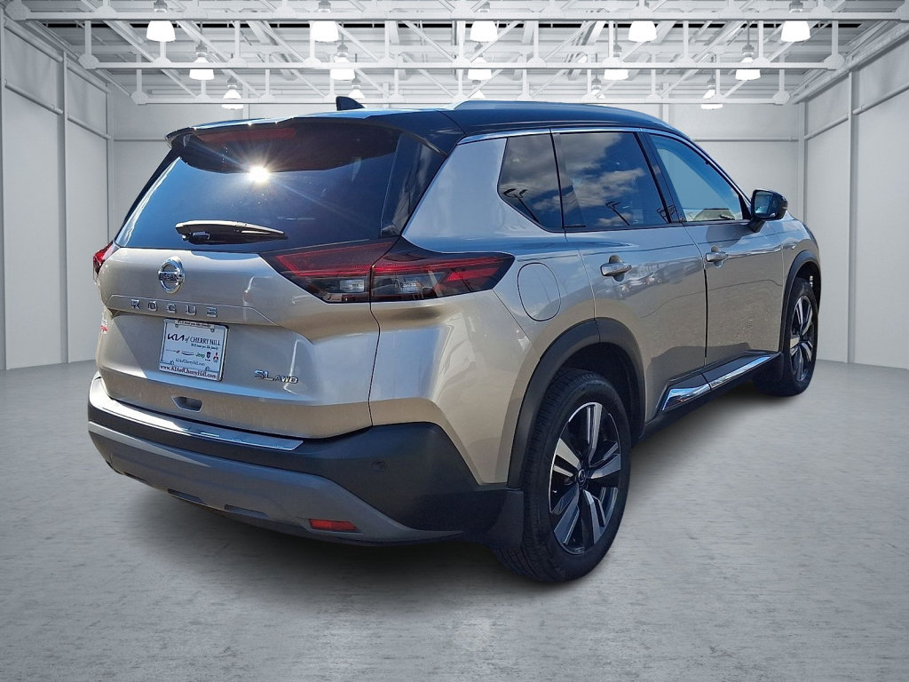 Used 2021 Nissan Rogue SL w/ Premium Package AWD/4WD image 5
