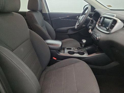 Used 2019 Kia Sorento LX image 21