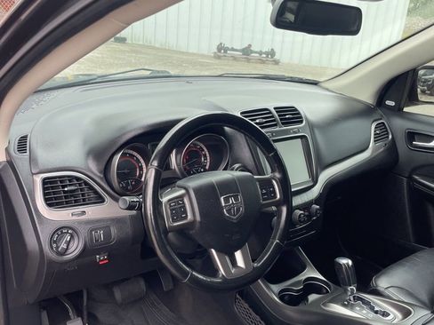 Used 2020 Dodge Journey Crossroad w/ Popular Equipment Group image 7