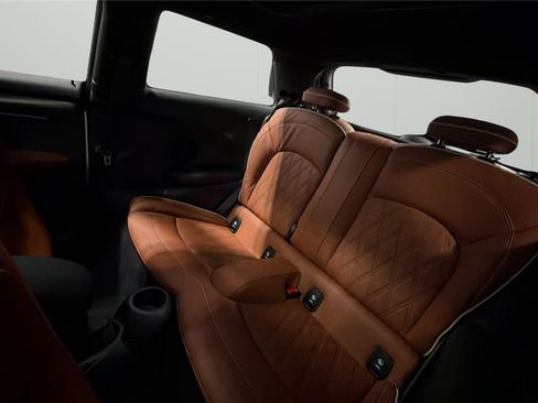 Used 2023 MINI Cooper S w/ Signature Upholstery Package FWD image 11