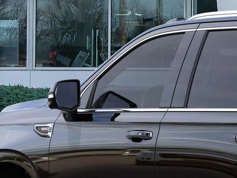 New 2026 GMC Yukon Denali w/ Sun & Power Step Package image 37