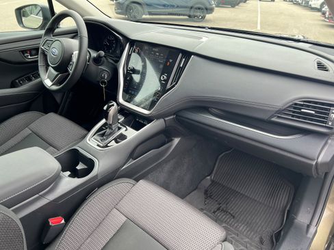 Certified 2025 Subaru Outback Premium w/ Popular Package #1A image 15