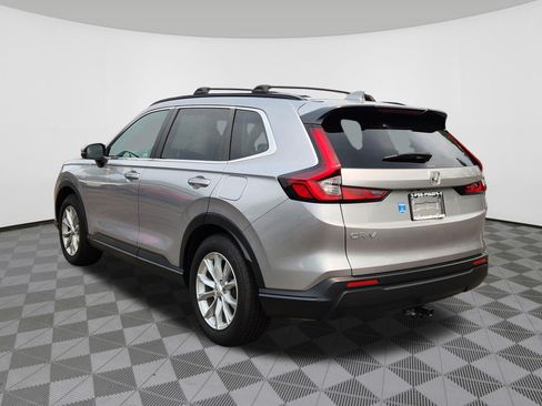 Used 2024 Honda CR-V EX image 3