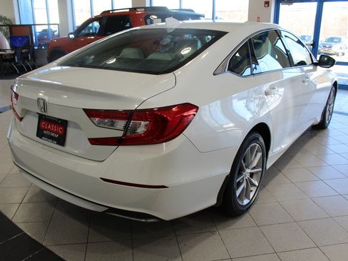 Used 2021 Honda Accord LX image 5