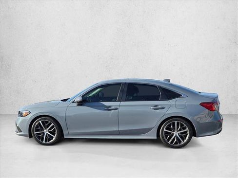 Used 2023 Honda Civic Touring image 8