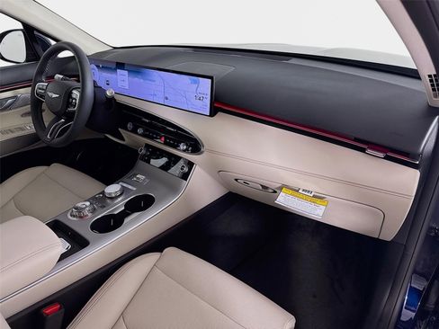 New 2026 Genesis GV70 2.5T Select AWD/4WD image 30