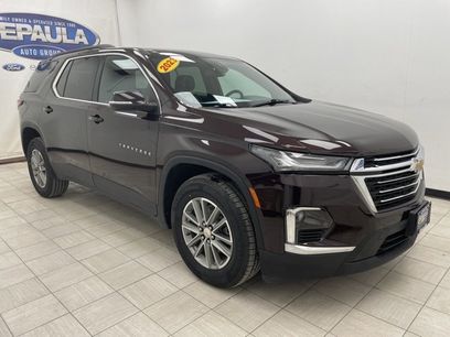 Used 2023 Chevrolet Traverse LT