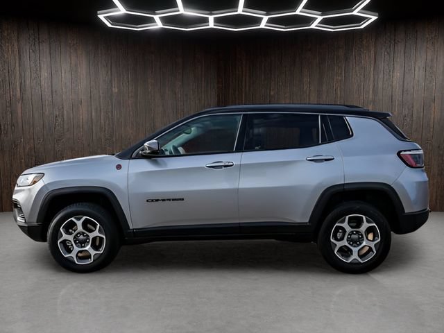 Used 2022 Jeep Compass Trailhawk AWD/4WD image 4