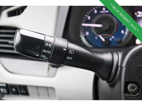 Used 2018 Toyota Sienna XLE image 20