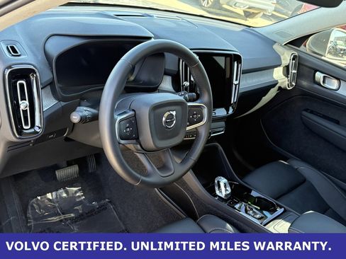 Certified 2025 Volvo XC40 B5 Plus image 15
