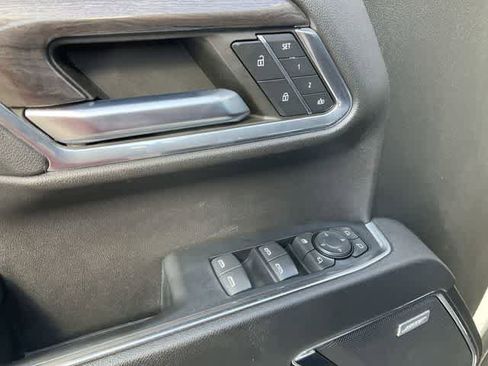 Used 2023 Chevrolet Silverado 1500 LTZ image 14