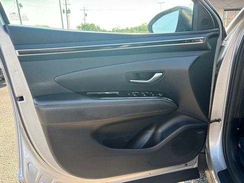 Used 2022 Hyundai Tucson Limited w/ Cargo Package AWD/4WD image 17