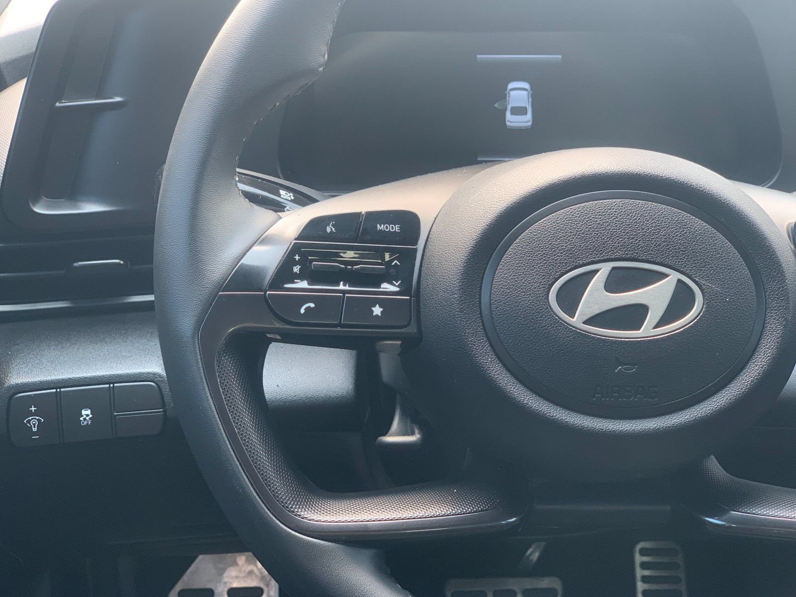 Used 2026 Hyundai Elantra Sport FWD image 28