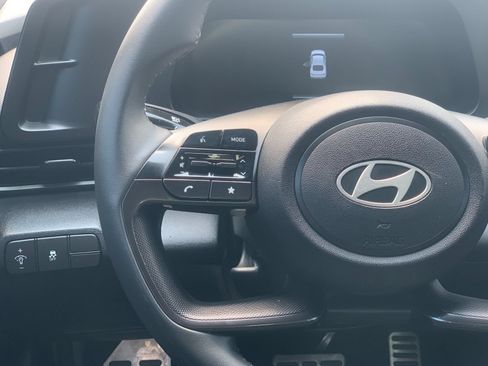 Used 2026 Hyundai Elantra Sport FWD image 28