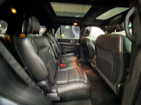 Used 2017 Ford Explorer Limited w/ Equipment Group 301A AWD/4WD image 23