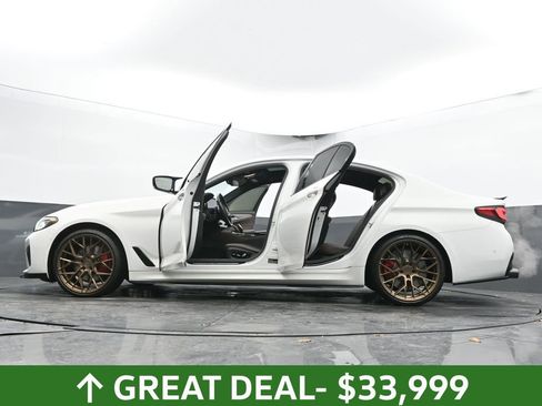 Used 2021 BMW 540i w/ Executive Package image 68