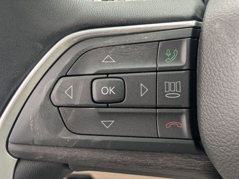 New 2026 Jeep Grand Cherokee Limited w/ Limited Altitude Package image 18