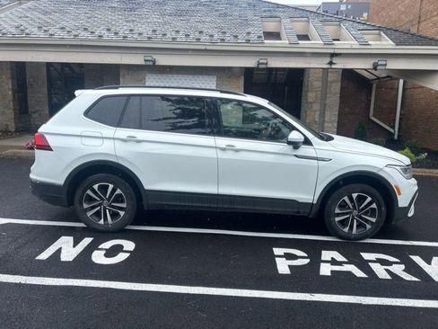 Used 2022 Volkswagen Tiguan S AWD/4WD image 6