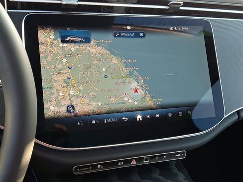 New 2026 Mercedes-Benz E 450 4MATIC Sedan image 11