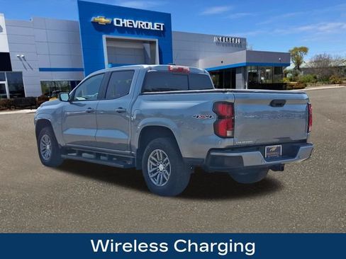 Used 2024 Chevrolet Colorado LT w/ LT Convenience Package III AWD/4WD image 25